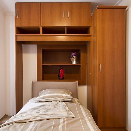 Apartment Nino Rovinj Zimmer foto